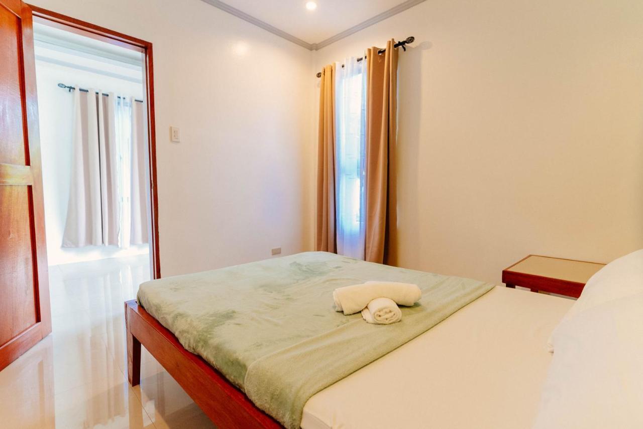 Kawayan Hostel Генерал-Луна Экстерьер фото
